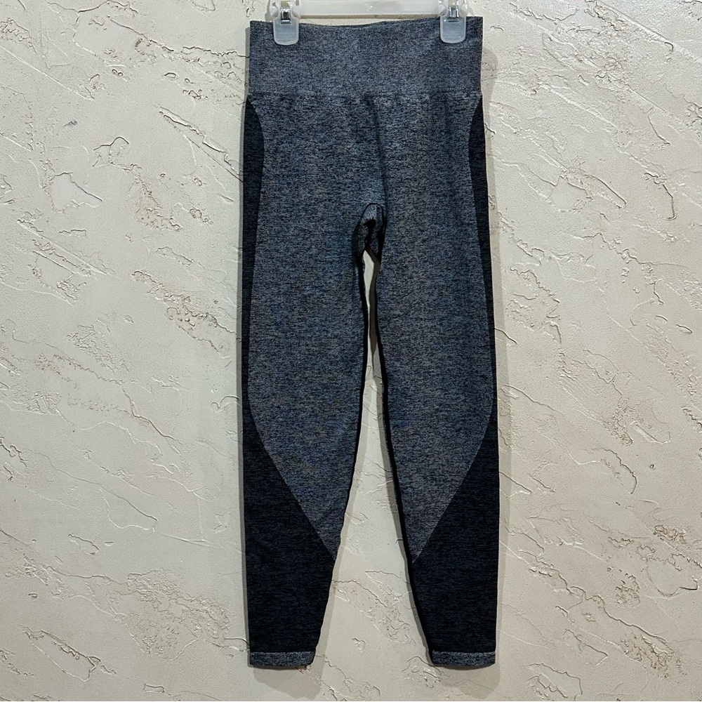PINK Victoria’s Secret Seamless High-Waist Workout Leggings Grey/Black sz Small